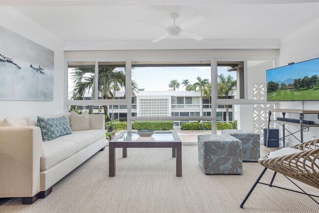 Building Photo - ** MOORINGS ** 2 BED / 2 BATH - CONDO - PR...
