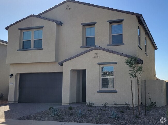 Building Photo - 9309 E Static Ave