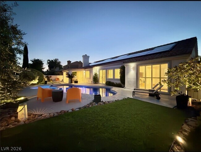 Foto del edificio - 1524 Breeze Canyon Dr