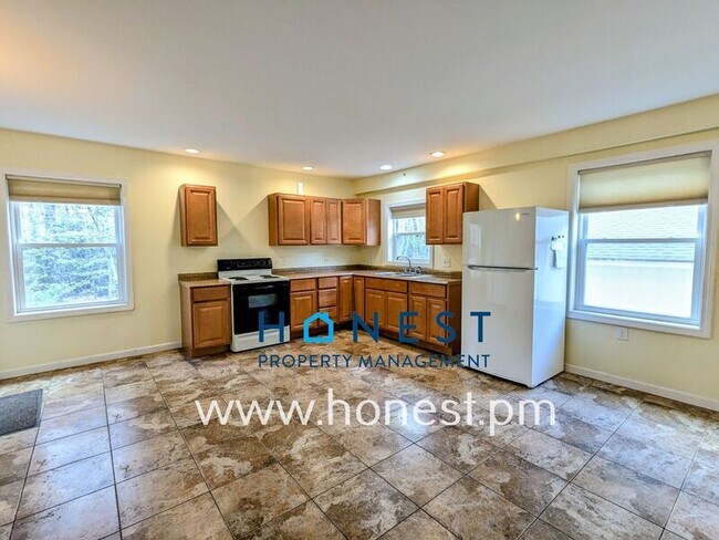 Foto del edificio - 1635 Lewiston Rd