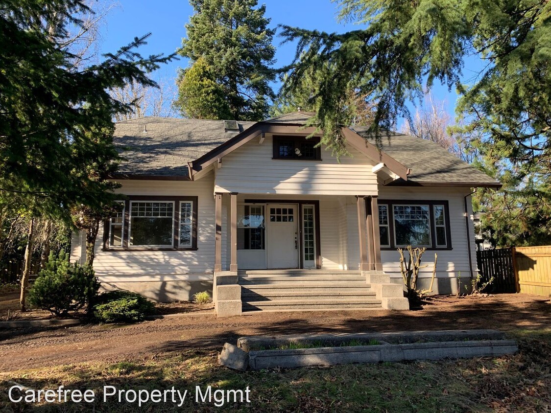 Foto principal - 4 br, 2 bath House - 5465 SW Scholls Ferry...
