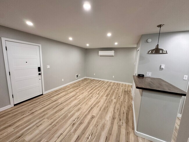 Foto del edificio - 326 E Livingston St