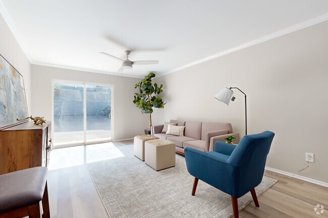 Interior Photo - DMG Mountainside