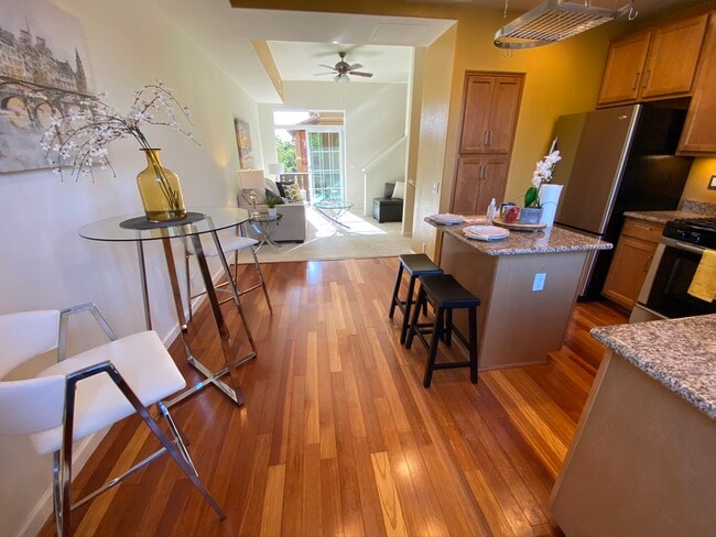 Building Photo - 207 San Antonio Pl