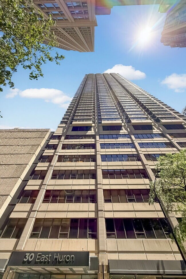 Building Photo - 30 E Huron St