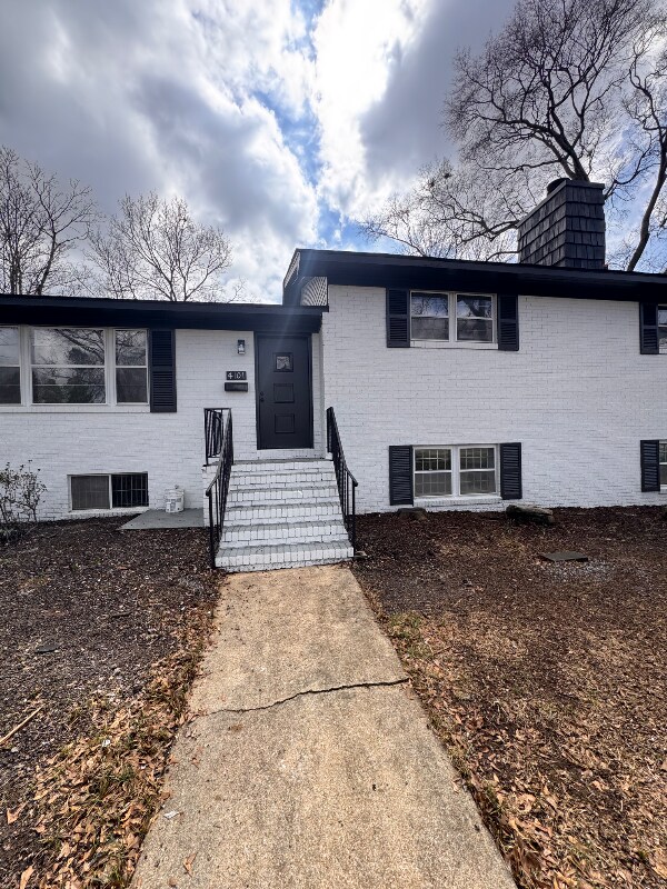 Foto del edificio - 4101 50th Ave N