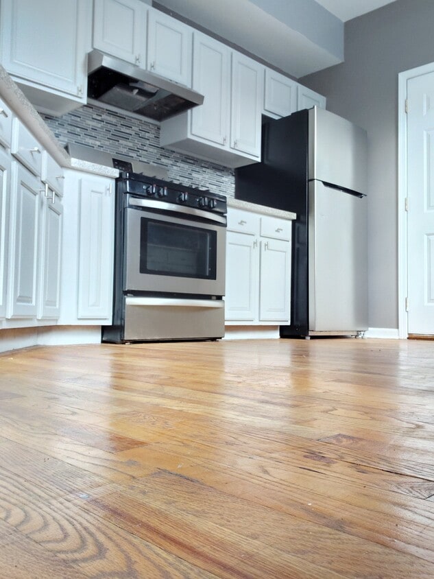 Primary Photo - 4551 S Michigan Ave