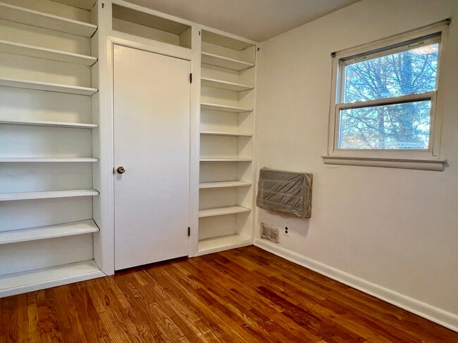 Building Photo - 80 Franklin Ave