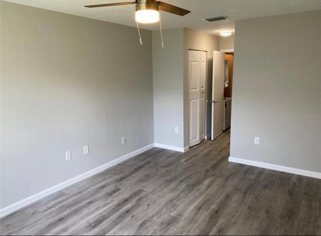 Foto del edificio - 2853 Stillwell Ct