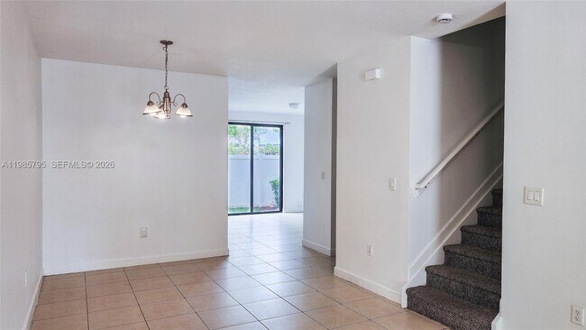 Foto del edificio - 470 NE 194th Terrace