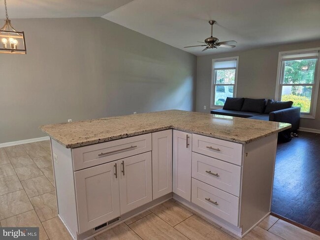 Building Photo - 12920 Framingham Ct