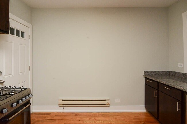 Foto del edificio - 2919 N Mildred Ave