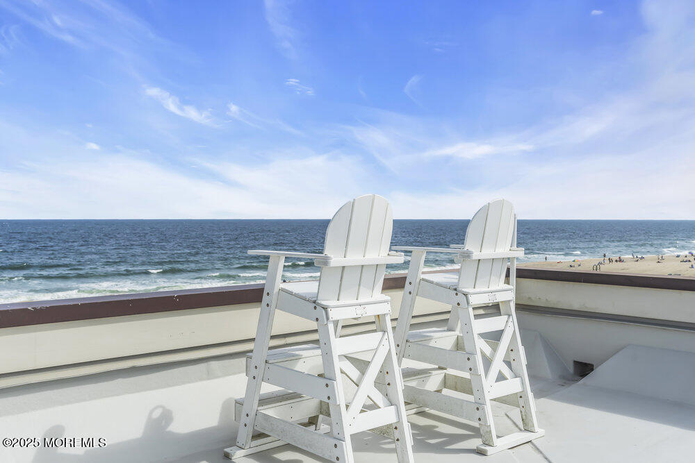 Primary Photo - 1302 Ocean Ave N