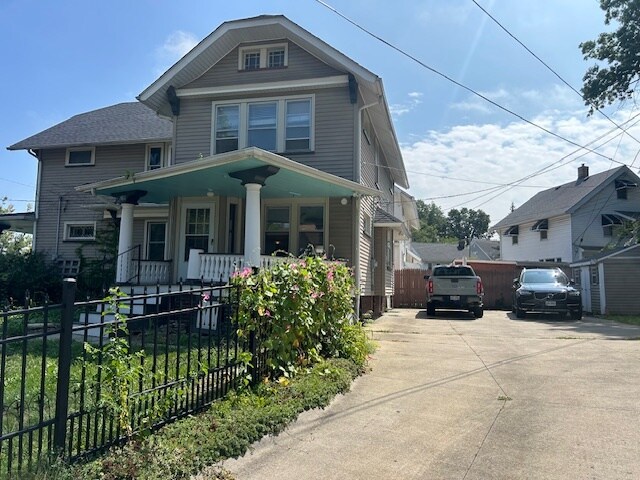 Primary Photo - 14811 Hilliard Rd