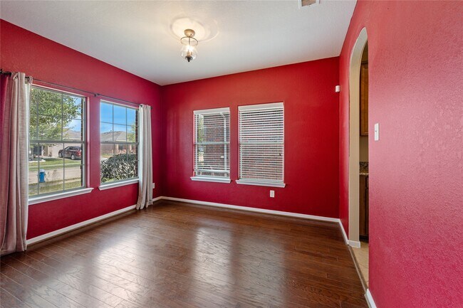 Building Photo - 19735 Dayton Springs Dr