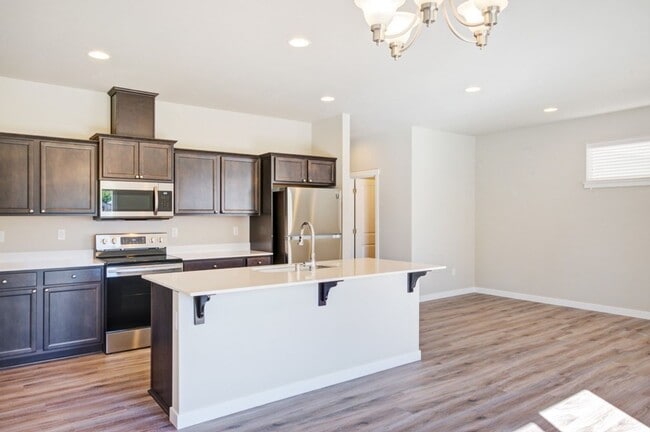 Building Photo - 4bd 2.5ba in LSSD - $500 RENT CREDIT & NO ...