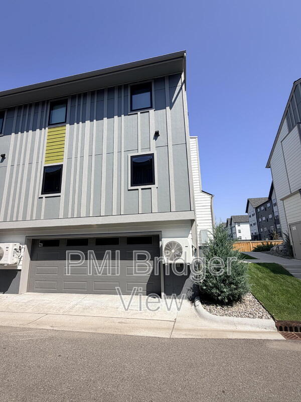 Foto del edificio - 315 W Peach St