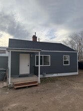 Building Photo - 108 5th W