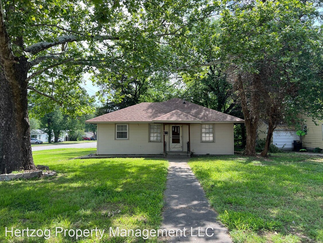 Primary Photo - 1 br, 1 bath House - 549 N 10th St