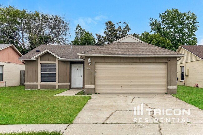 Building Photo - 8931 Valencia Gardens Drive Orlando FL