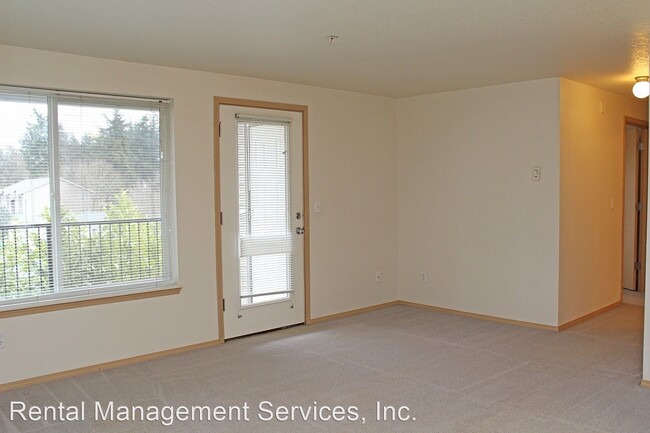 Foto del edificio - 11710-11712 SE Powell Blvd