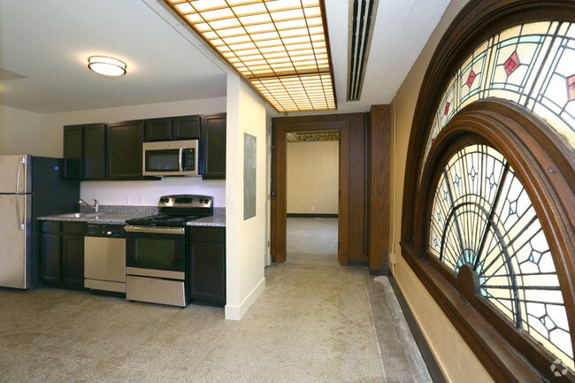 1BR, 1BA - Unit 2201 - Kitchen - The Press