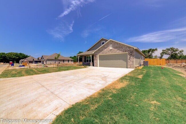 Foto del edificio - 4/2.5/2 New Construction in Broken Arrow!