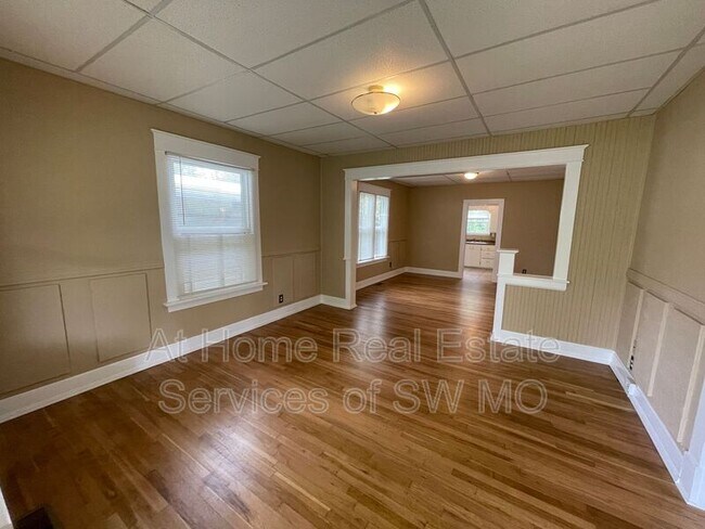 Foto del edificio - 1104 S Oak Park Dr