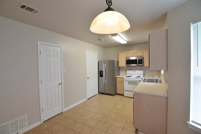 Foto del edificio - 2606 Southwood Dr