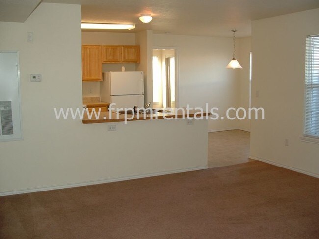 Building Photo - 11861 W Cloverbrook Ln