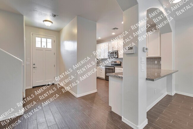 Foto del edificio - 4237 E Erie St