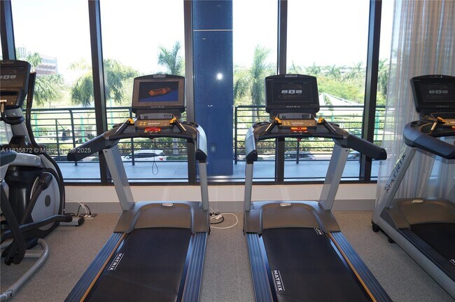 Foto del edificio - 5350 NW 84th Ave