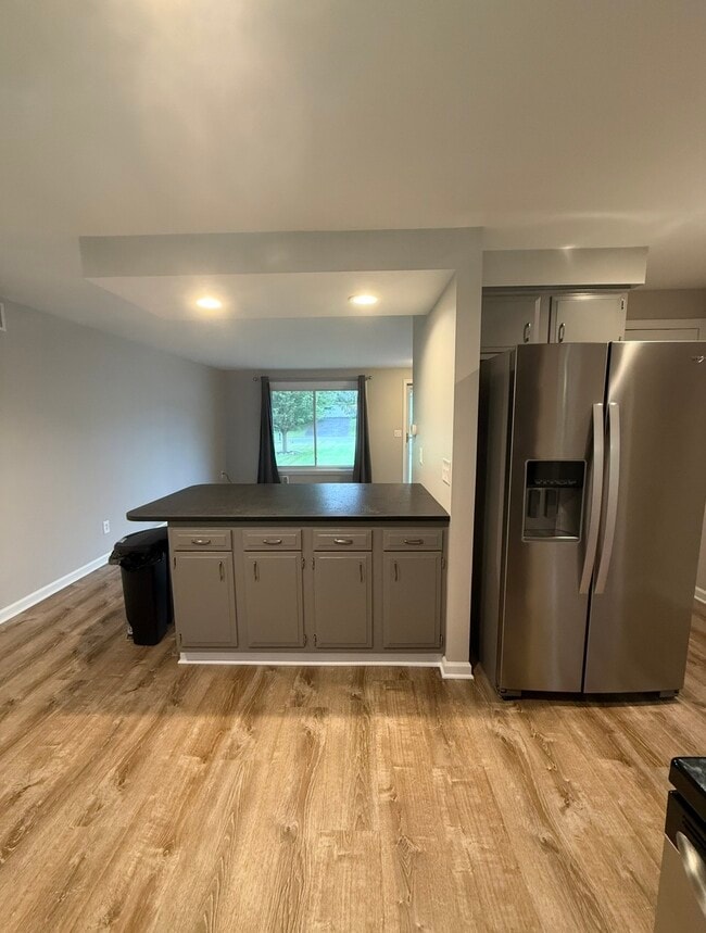 Building Photo - 40 Wheatfield Cir