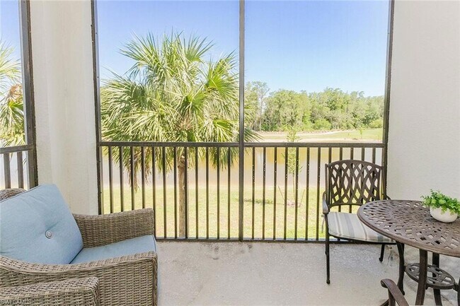 Foto del edificio - 6058 National Blvd