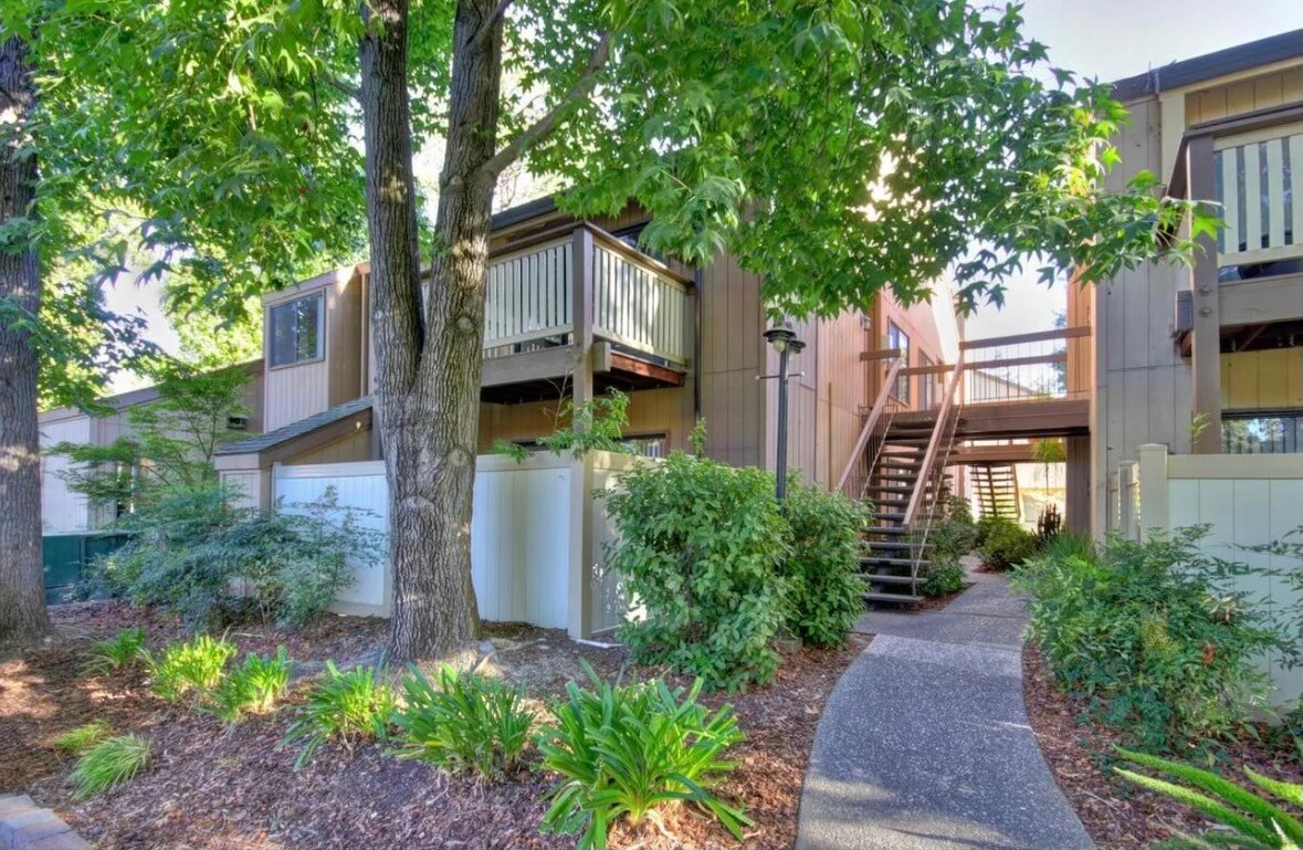 Foto principal - 539 Woodside Oaks