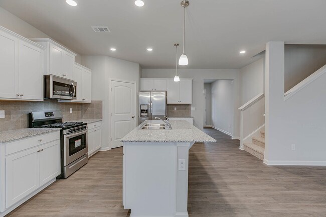 Foto del edificio - 6767 Scarlet Oak Way
