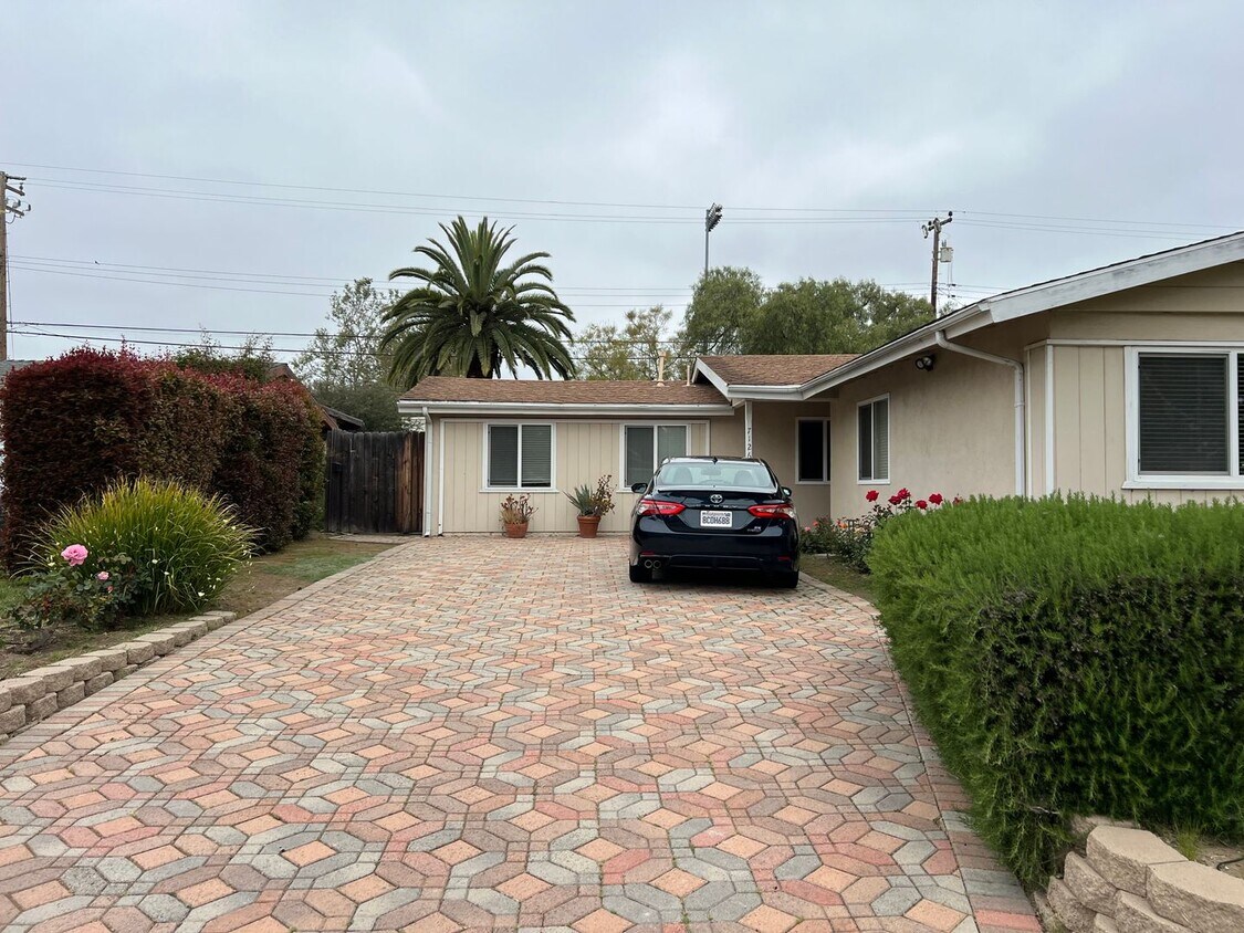 Foto principal - 7126 Del Norte Dr