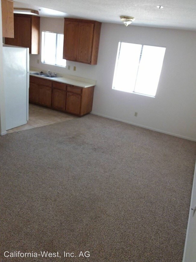 Building Photo - 2 br, 2 bath House - 525 GRANDE #E