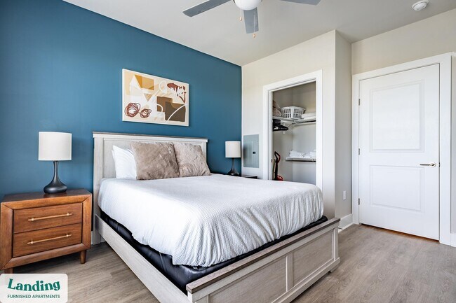 Building Photo - 300 E Broad St