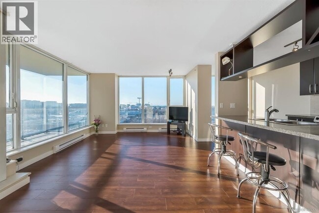 Photo du bâtiment - 5028 Kwantlen St