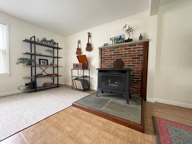 Sala de estar - 3392 Howlett Hill Rd