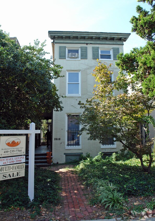 Primary Photo - 2618 Saint Paul St