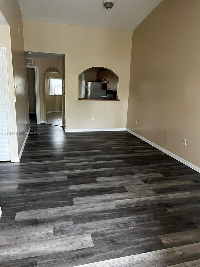 Foto del edificio - 2911 SE 13th Ave