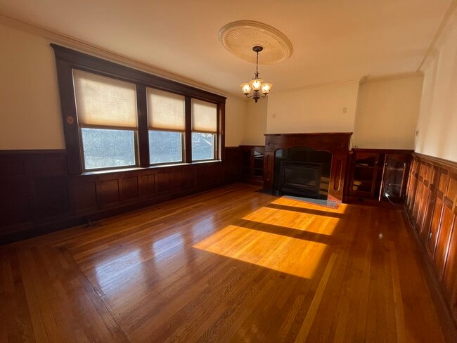 Building Photo - 25 Stearns Rd