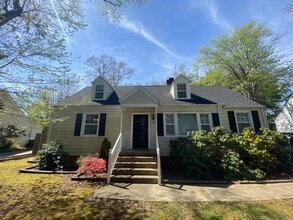 Building Photo - 1410 Forest Ave