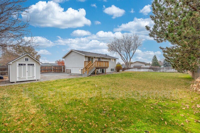 Primary Photo - 905 W 33rd Ave