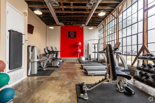 Gimnasio - LL Sams Historical Lofts