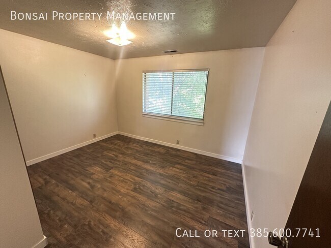 Building Photo - 1786 S 600 E