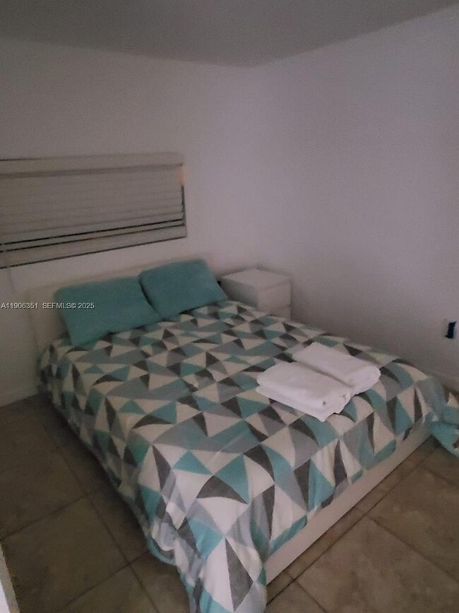 Foto del edificio - 13101 SW 14th St