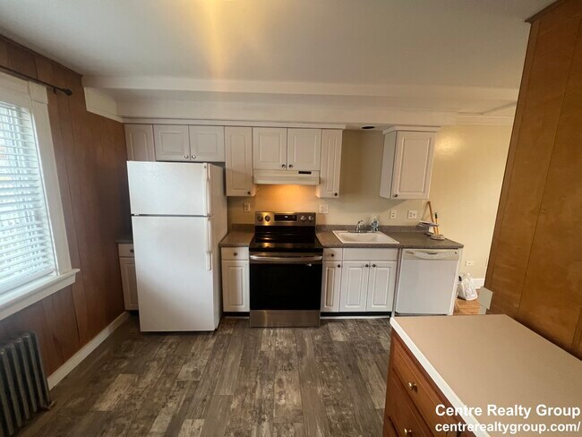 Building Photo - 67 Fiske Ave